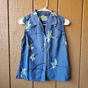 Tommy Bahama Women's size small 100% silk blue tropical sleeveless button up